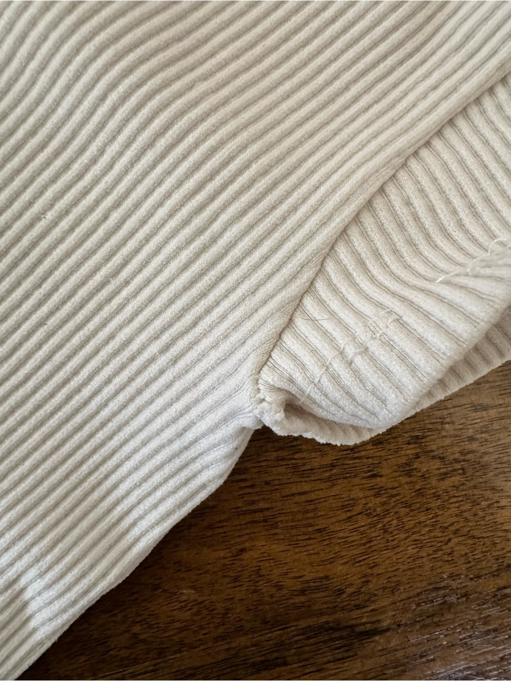 Urban Outfitters Off-White Ribbed Henley Crop Top - Picture 5 of 6